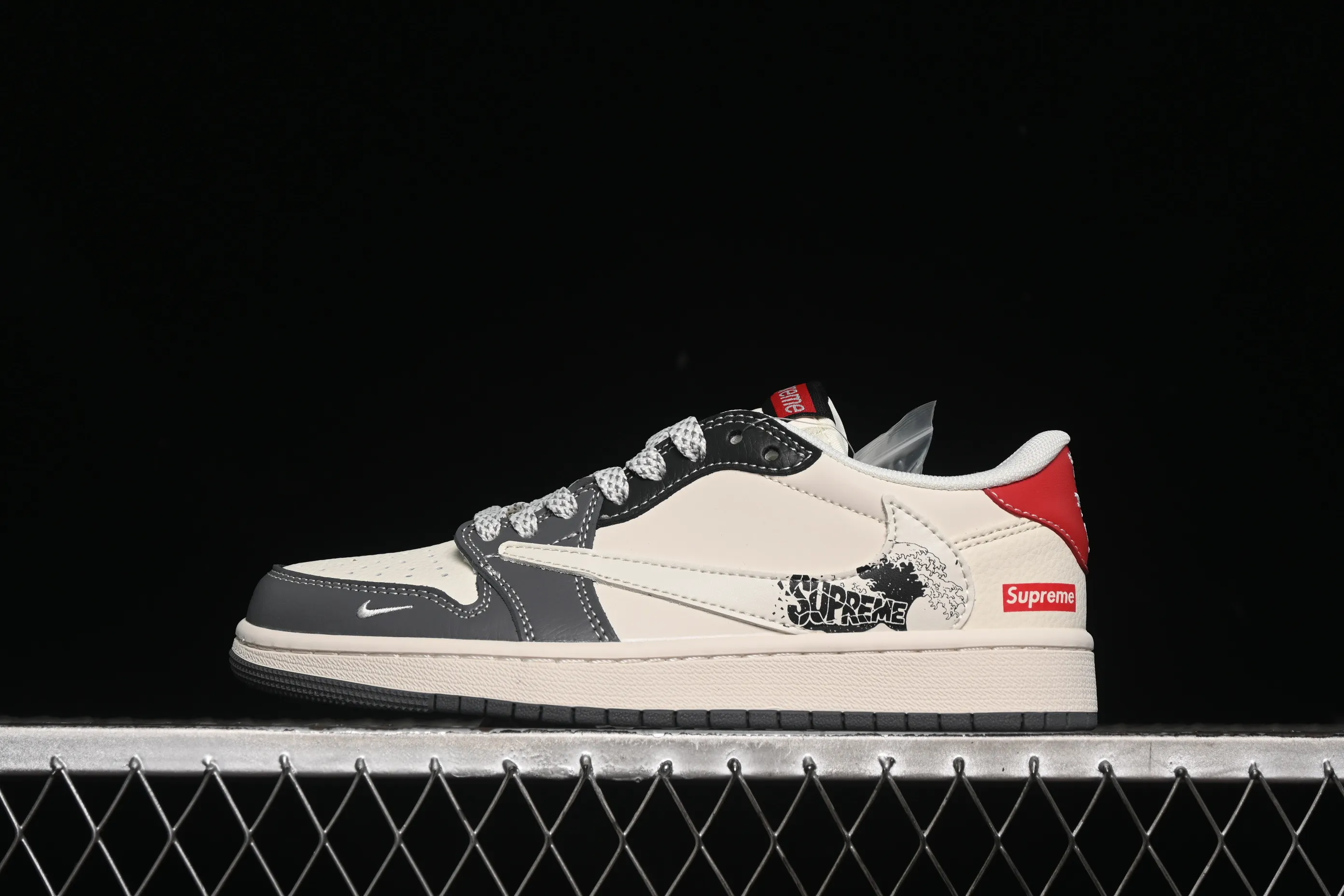 All categories Air Jordan Jordan series basketball shoes Air Jordan 1 Low high-end customized low-top sneakers Travis Scott x Fragment Design x Air Jordan 1 Low OG SP AJ1 Joe 1 Supreme joint beige black red tail low-top cultural casual sneakers QW5088-201